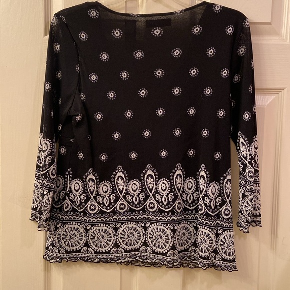 Axcess Liz Claiborne Blouse Black White Circular Design V Neck 3/4 Sleeve WM L - Picture 9 of 12